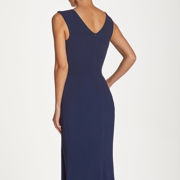 Luxe crepe gown- Dress the Population - Picture 3 of 5